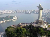 734px-Corcovado_statue01_2005-03-14